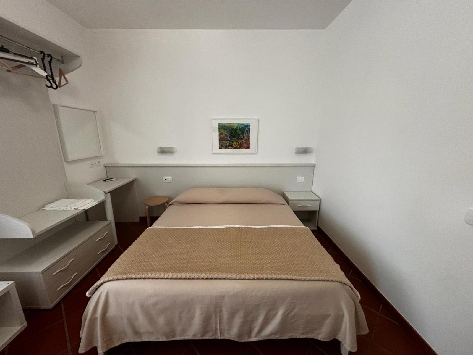 La Nuova Dimora B&B LʼAquila Buitenkant foto