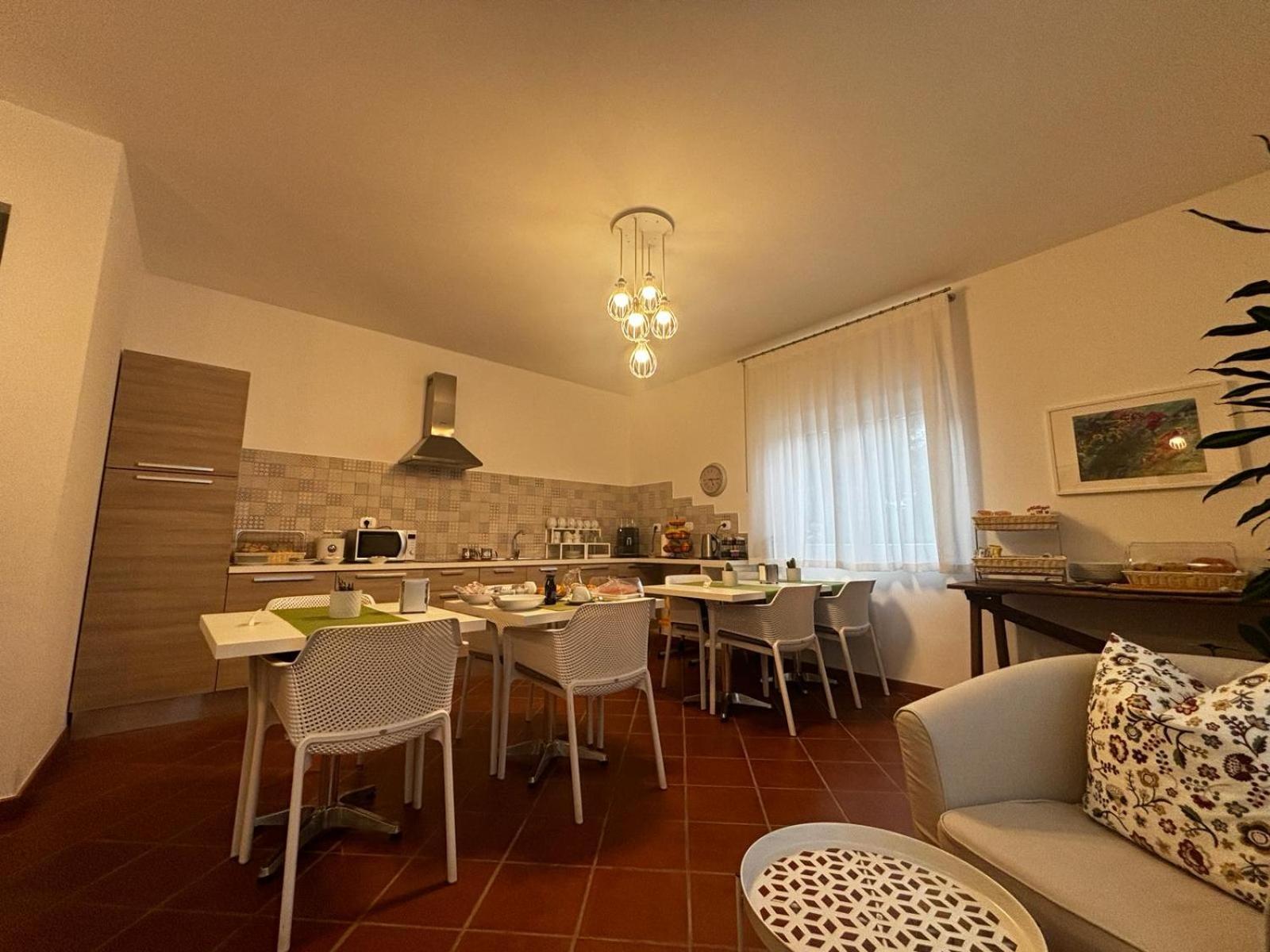 La Nuova Dimora B&B LʼAquila Buitenkant foto