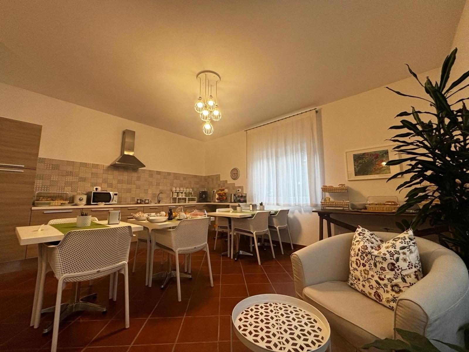 La Nuova Dimora B&B LʼAquila Buitenkant foto