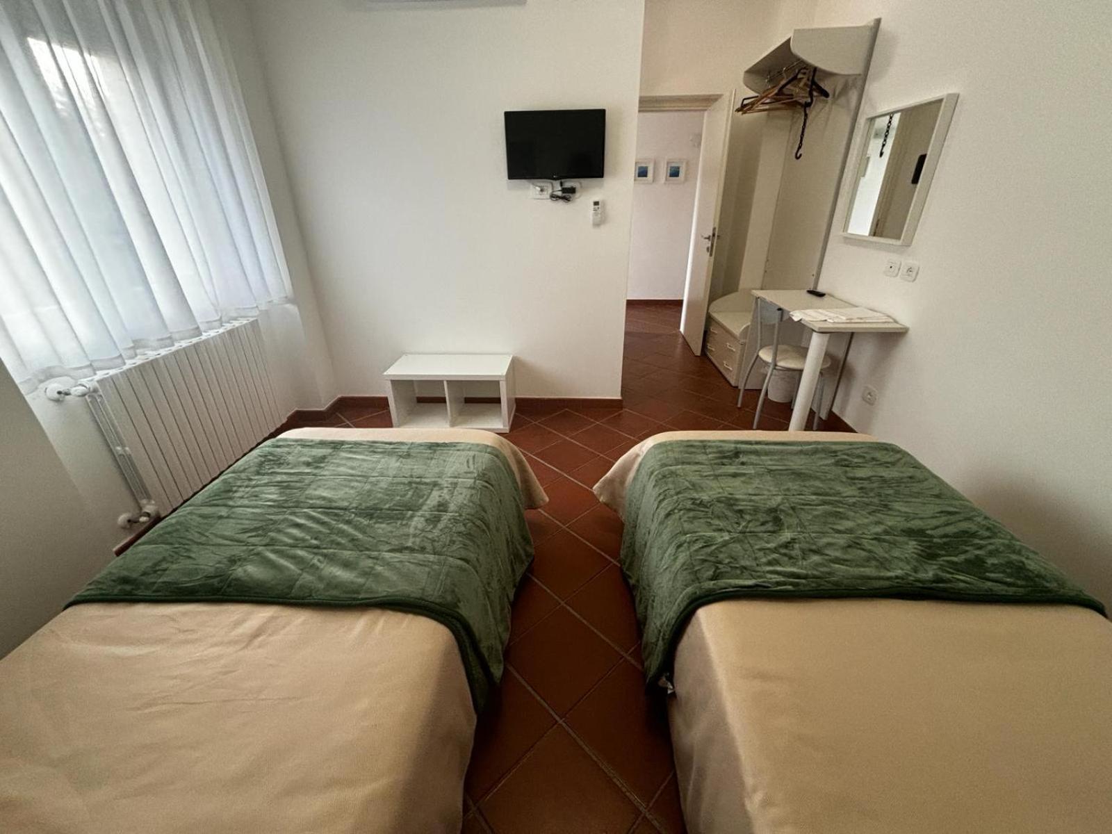La Nuova Dimora B&B LʼAquila Buitenkant foto