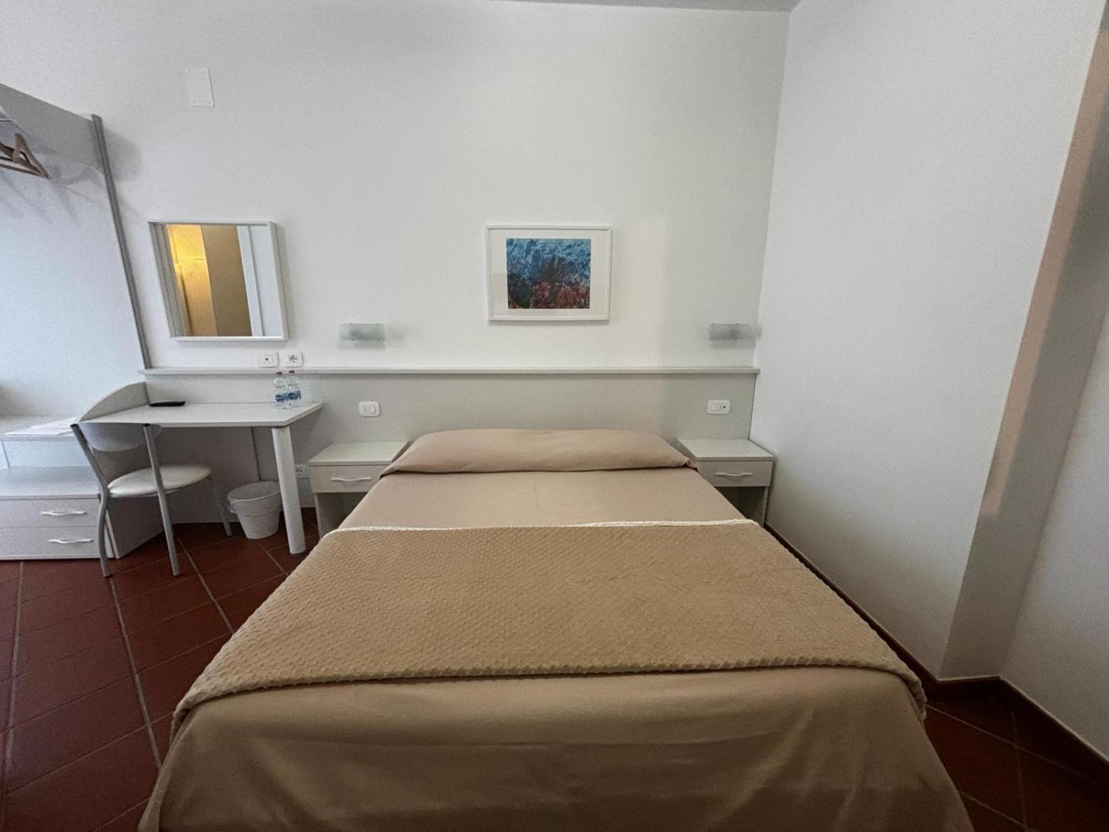La Nuova Dimora B&B LʼAquila Buitenkant foto