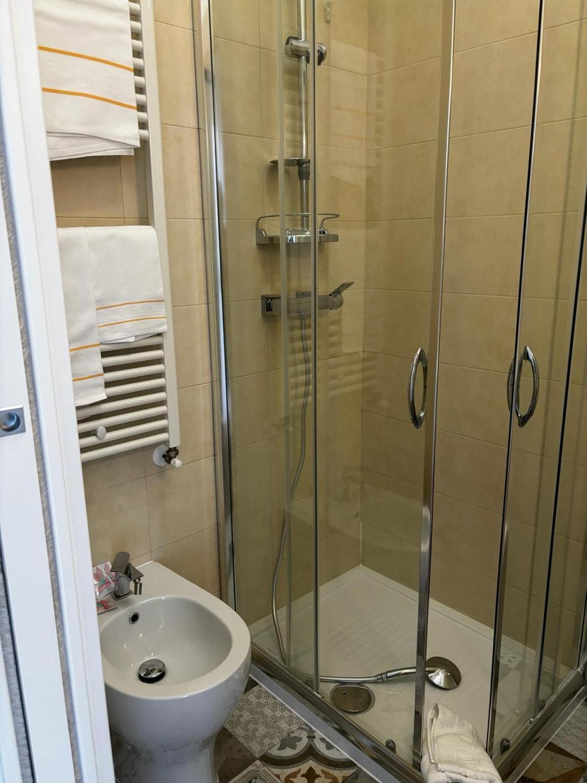 La Nuova Dimora B&B LʼAquila Buitenkant foto